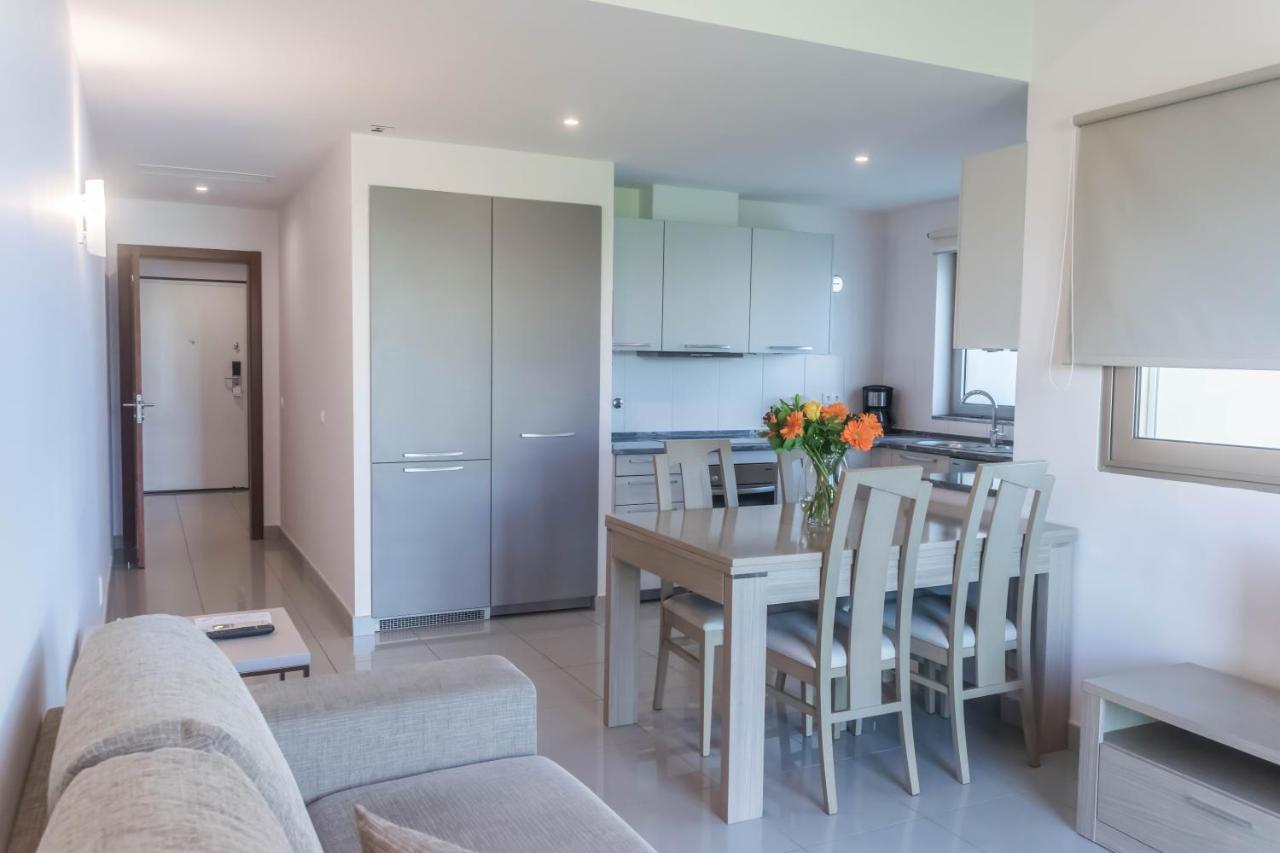 Villa Doris Suites Lagos Bagian luar foto