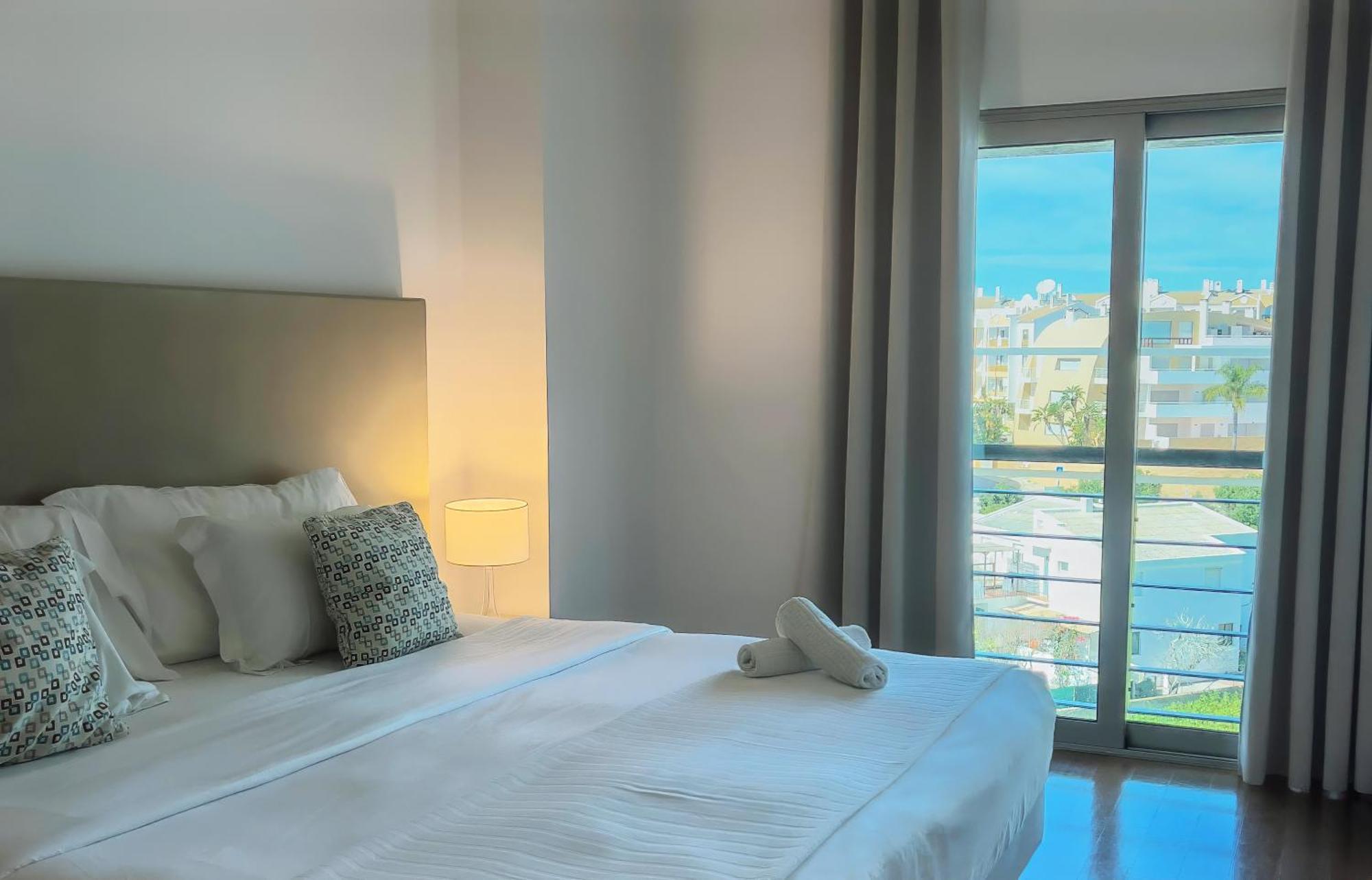 Villa Doris Suites Lagos Bagian luar foto