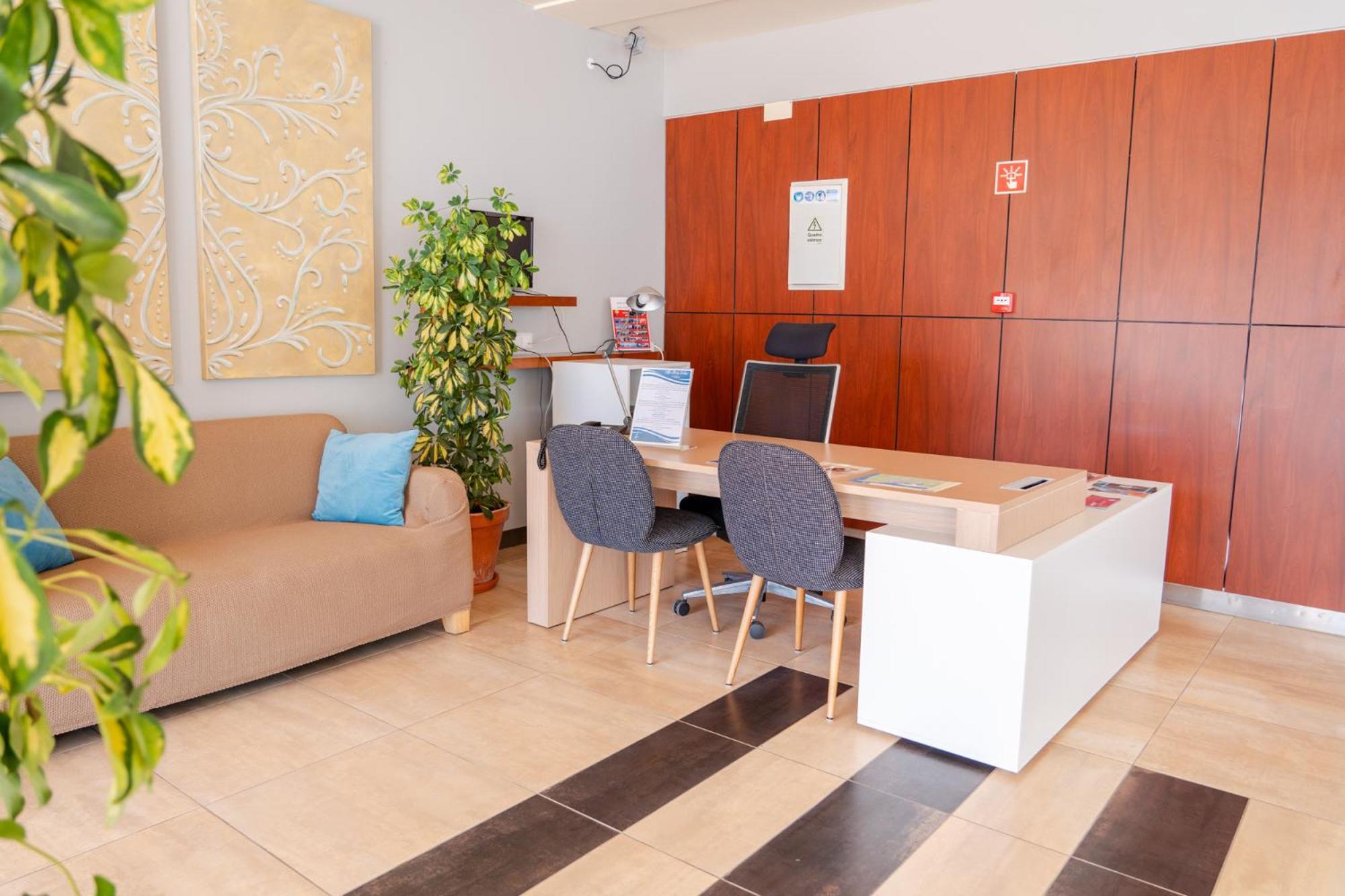 Villa Doris Suites Lagos Bagian luar foto